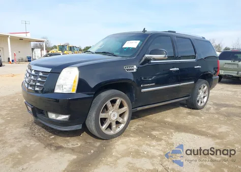 2008 Cadillac Escalade Standard z USA, uszkodzony, nr VIN 1GYFK63858R116658